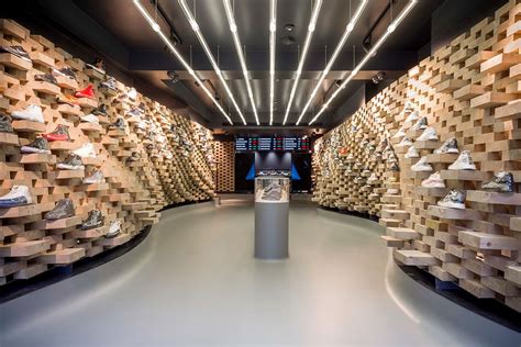 sneaker stores in london.